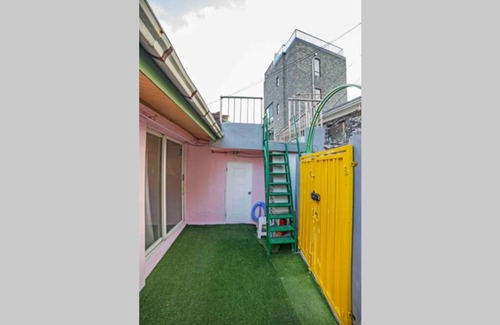 Itaewon Apartment | Bora Bora