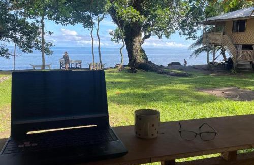 Mambajao Bed & Breakfast | Borbon's Treehouse By the Sea