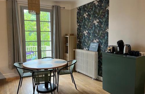 Saint-Pryve-Saint-Mesmin Apartment | Bord de l'eau, grand appartement