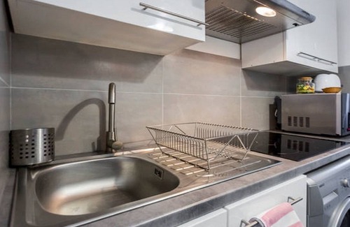 Hotel de Ville - Quinconces Apartment | Bordeaux Hyper Center ville Rue Courbin renovated, cozy and bright