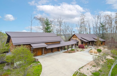 Hendersonville House | Borders DuPont- hot tub, game room, 27 acres, mountain views and more