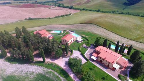 Lajatico Apartment | Borgo del Silenzio - Apartments with pool in Lajatico