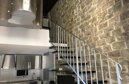 Oltrarno Apartment | Borgo San Jacopo 21