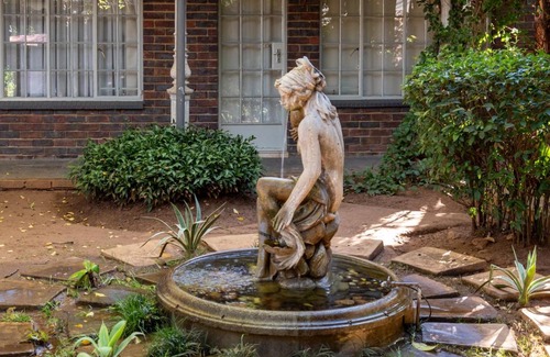 Brackenhurst House | Borisimo's Guest House Alberton