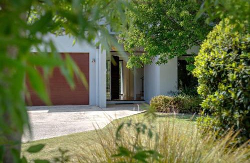 Dunsborough House | Boronia Retreat I Private Properties