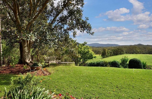 Berry House | Borrowdale - Expansive Views of the Escarpment