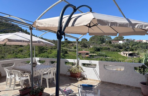 Magomadas Apartment | Bosa Bouganville Apartment with Sea View