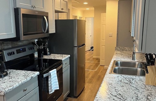 Venice Boat Rental | BOSCOYO "Cypress Knees" - New 3 bedroom 2 bath Houseboat - Cypress Cove Marina