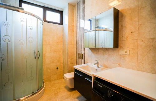 Yenikoy Mahallesi Apartment | Bosphorus view Villa