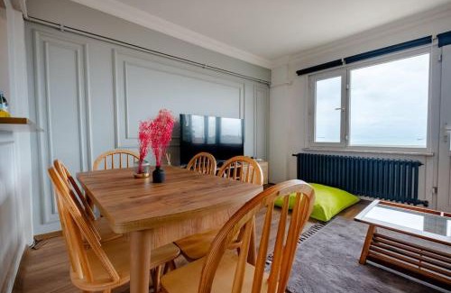 Kabatas Apartment | Bosphorus View with 2 Bedrooms and Central Location