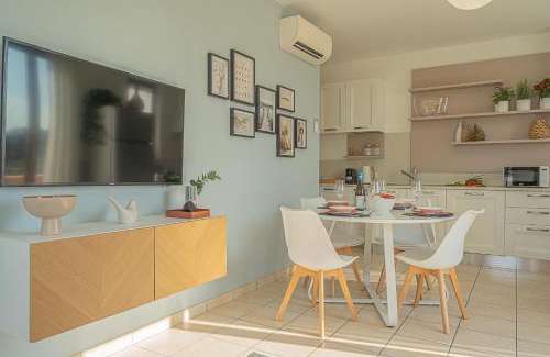 Lugana Apartment | Bossanova Family Apartment - Your Glimpse of the Lake