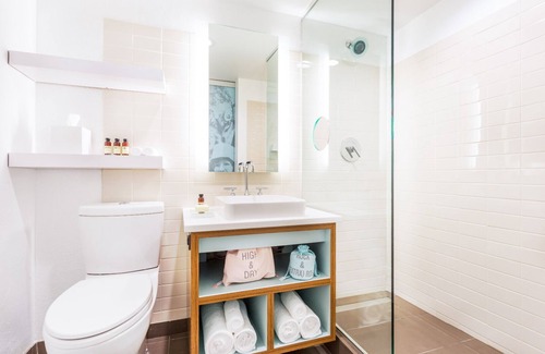 West Fens Hotel | Boston Getaway! Minutes from Boston Tea Party Ship & Museum! Pets Allowed, Pool!