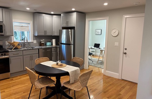 Mattapan Apartment | Boston Urban Nests U3: Long Term 1 Month + Only