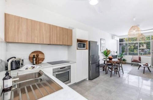 Rapid Creek Apartment | Botanica Bonita A Stylish Nightcliff Hideaway