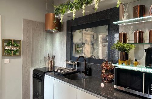 Newcastle-upon-Tyne Apartment | Botanica @ The.Villas.Newcastle