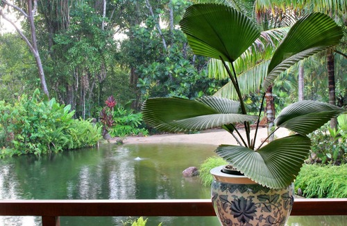 Whyanbeel House | Botanical Ark Retreat near the Daintree