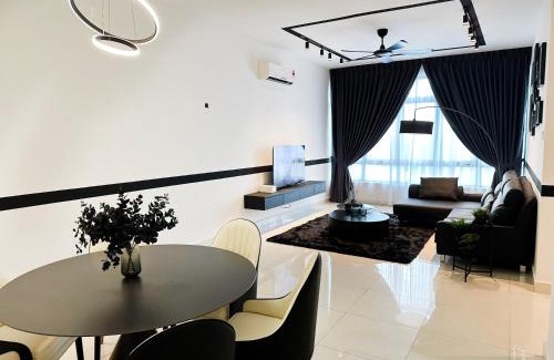 Central District Apartment | Botanika, Luxury Homestay by Antlerzone