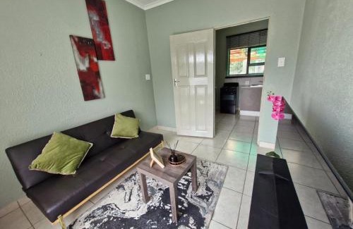 Kempton Park House | Botle Hive