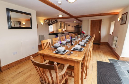 Cauldon Low Cottage | BOTTOMHOUSE BARN, pet friendly, luxury holiday cottage in Ipstones