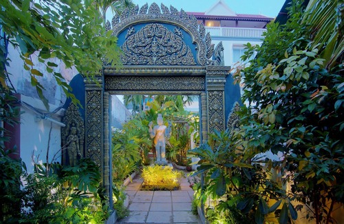 Downtown Siem Reap Villa | Bou Phanith Villa