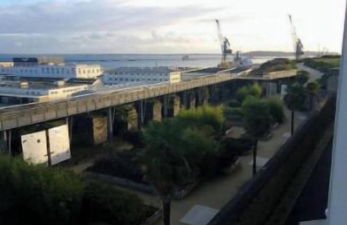 Downtown Apartment | Bougainville apartment Sea and castle view