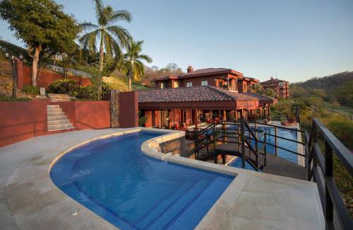 Brasilito Apartment | Bougainvillea 9305 Luxury Apartment - Reserva Conchal