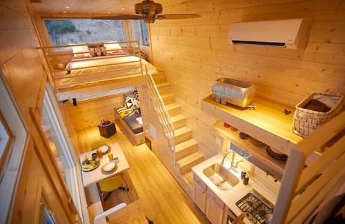 Arroyo Hondo House | Bougie TinyHome w Mountain Views,HotTub, Just 2 mi. from Black Rock Hot Springs