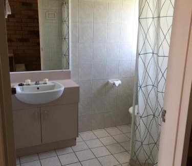Winton Hotel | Boulder Opal Motor Inn