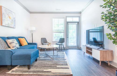 Buechel Apartment | Boulevard Stays Stylish 3BR Getaway Pool Gym Access & Free Parking