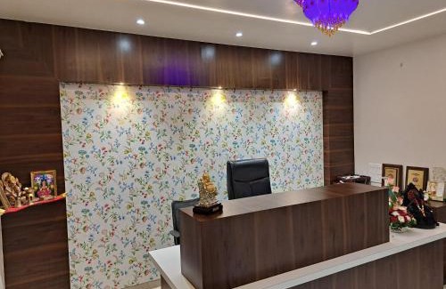 Nashik Hotel | Bouquet Residency