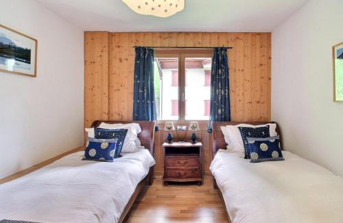 Champery House | Bouquetins 5, The Sunny Duplex