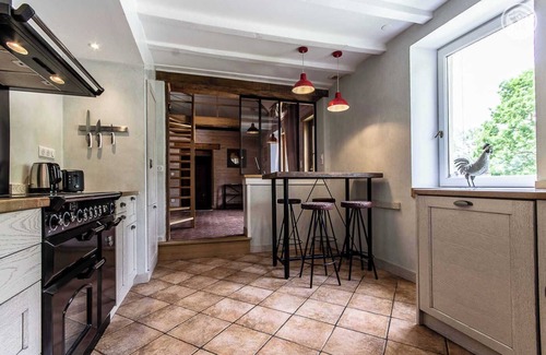 Charette House | Bourgogne Détente - "La Longère de Varennes" (The Longère of Varennes)