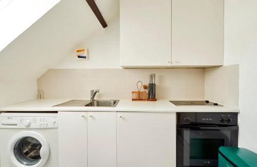 Quartier de la Maison-Blanche Apartment | Bourgon flat