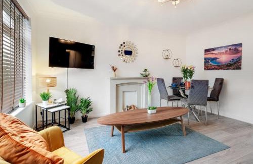 South Ruislip Apartment | Bourne Court Attractive 1 bedroom Apt by MDPS
