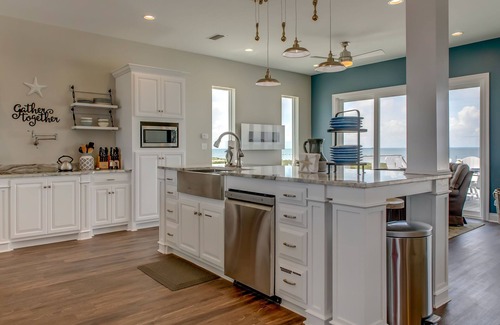 Dauphin Island House | Bout Time - Waterfront, Perfect 5 Bedroom 4.5 Bath, Sleep 16, Pool, Dog Friendly