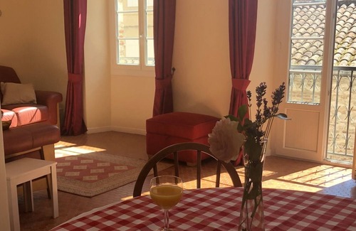 Cahors Old Town Apartment | Boutique 2 Bedroom Apartment in Old Cahors