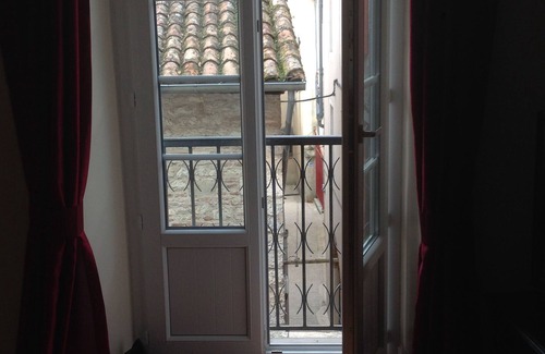 Cahors Old Town Apartment | Boutique 2 Bedroom Apartment in Old Cahors