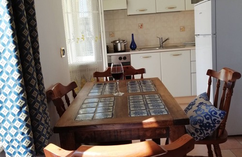 Govone Apartment | Boutique Apartment w Balcony in Roero wine area of Piedmont, near Asti and Alba.
