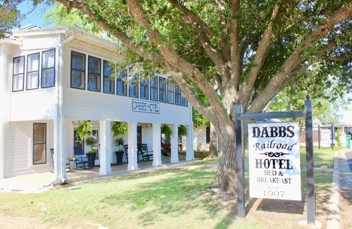 Llano Bed & Breakfast | Boutique Hotel on The Llano River