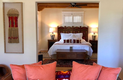 South Capitol Bed & Breakfast | BOUTIQUE HOTEL - PRIVATE King deluxe Suite 1/2 mi. from Santa Fe Plaza