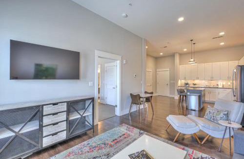 12 South House | Boutique One Bedroom Condo In Dynamic 12 South 202