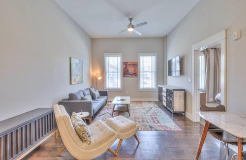 12 South House | Boutique One Bedroom Condo In Dynamic 12 South 202
