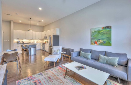 12 South Condo | Boutique One Bedroom Condo in Dynamic 12 South #202