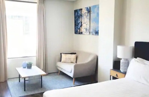Perth Central Business District Hotel | Boutique property 407 Perth CBD Free HighSpeed Wi-Fi