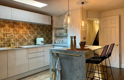 Ramsgate Apartment | Boutique Seaside Apt With Patio | Pass the Keys