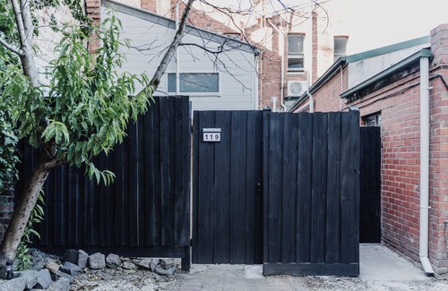 Collingwood North House | Boutique stylish home in Collingwood Melbourne near Smith St and CBD
