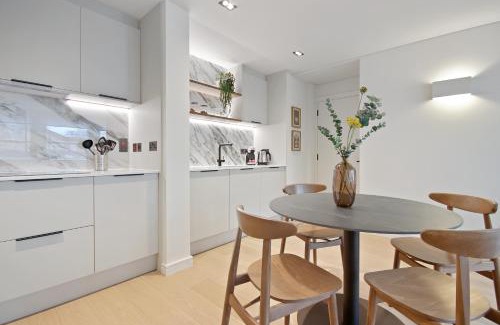 Cordwainer Apartment | Bow Lane by Aeria Apartments
