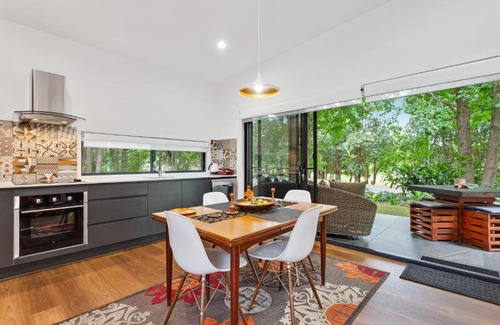 Maleny Apartment | Bower 63
