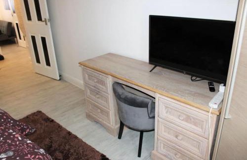 Alibon Apartment | Bowery Apartment - 2 bedroom
