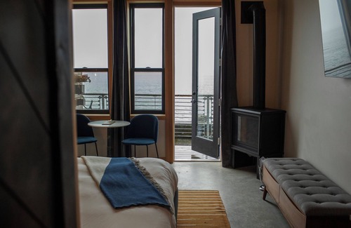 Astoria Hotel | Bowline Hotel